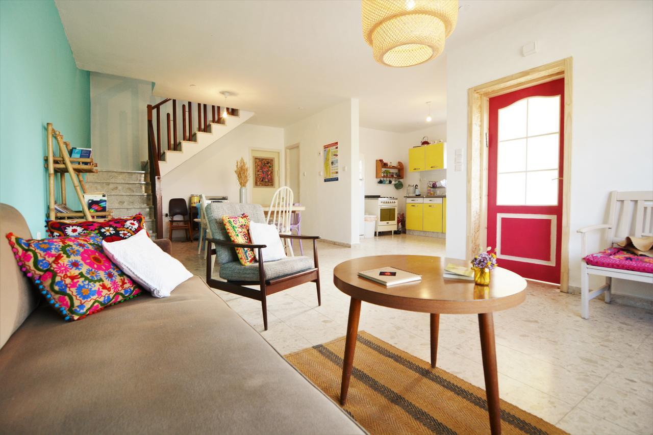 The White Hill Guesthouse イエローハム エクステリア 写真